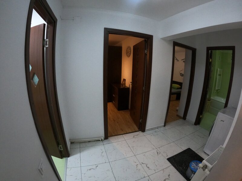 Trei camere, apartament de vanzare, decomandat, 70 mp,